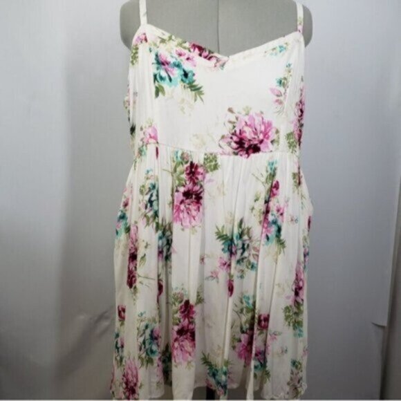 New Torrid Floral Skater Hi Low Dress Size 5X Summer Casual Date - Picture 2 of 16